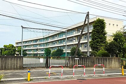 元福小学校（現地より徒歩10分） 約740m