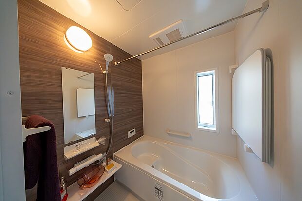 【６号地浴室】浴室乾燥も付いています。