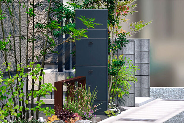 【【宅配ボックス付機能門柱】】表札、ポストに加え、不在時も荷物が受け取れる宅配ボックスを装備した機能門柱。外観デザインと調和するデザインも魅力です。※街並完成予想図