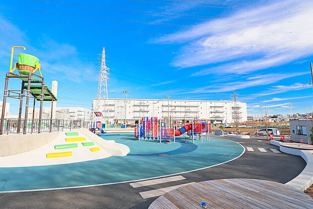 大和田水辺の丘公園（現地より徒歩7分）