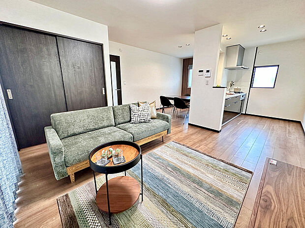 1号棟 家具付きモデル棟