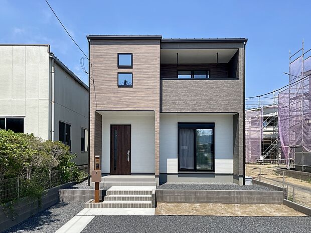 【1号棟 外観】