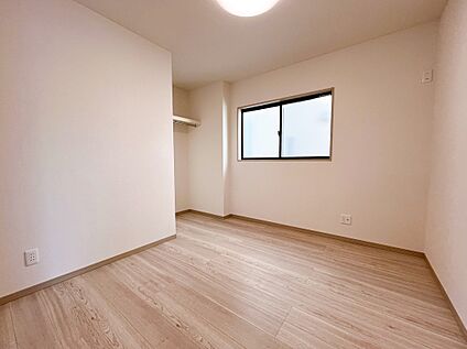 【5号棟 洋室】