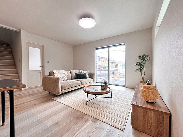 【【2号棟　リビング】】お洒落な家具が入りました！