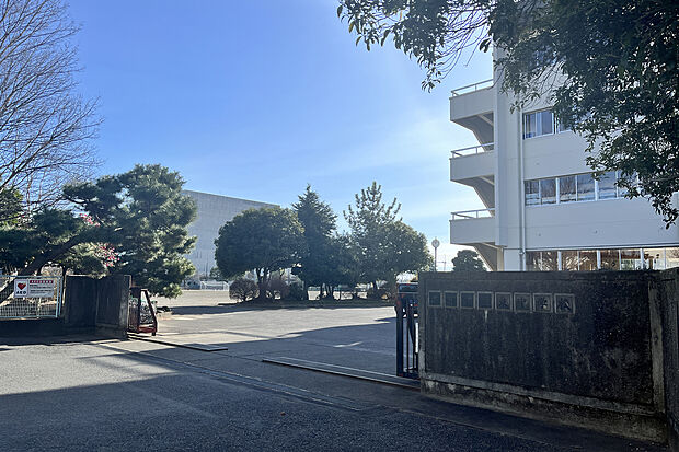 太田市立東中学校（約1,000m）