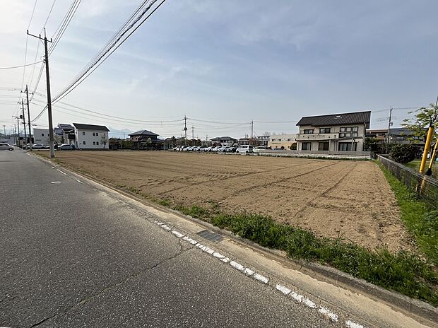 【【川原町第3期　現地外観】】※令和7年4月時点