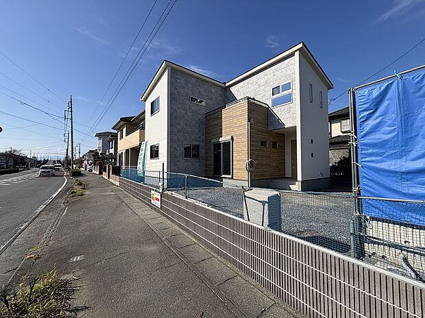 【【1号棟　外観】】※令和7年11月16日時点。