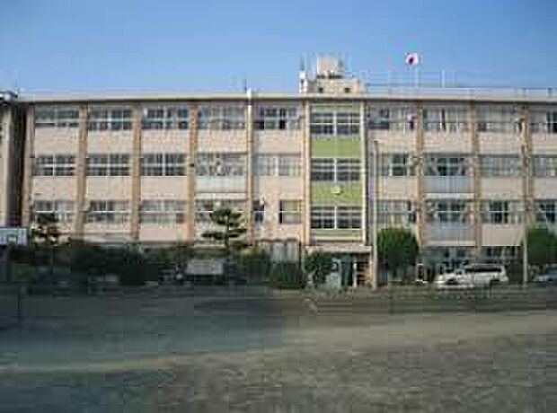 前橋市立東小学校（約330m）