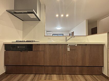 【３号棟　キッチン】