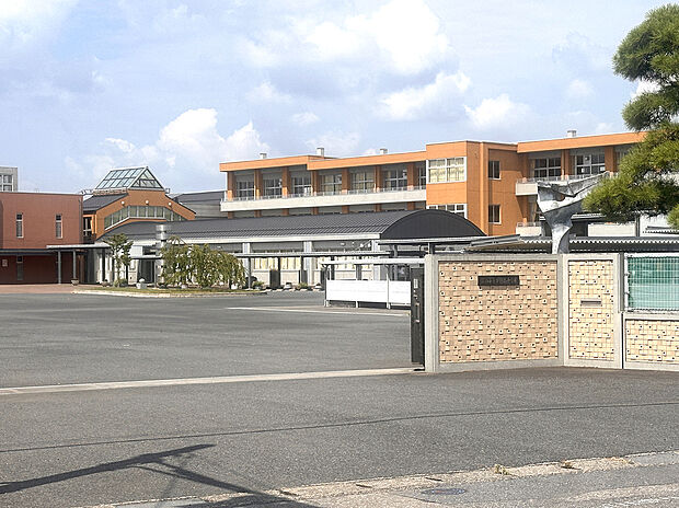 筑西市立下館南中学校（約3,200m）