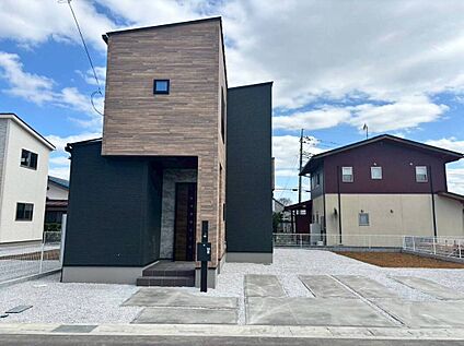 【2号棟　外観】