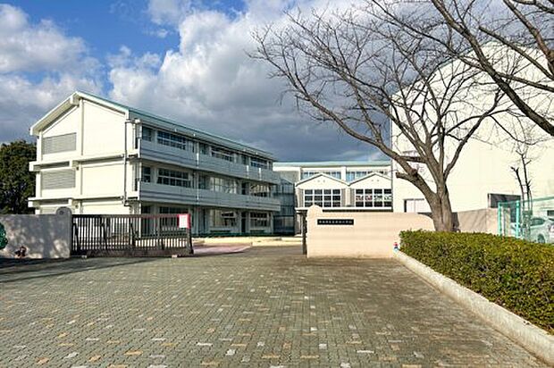 守谷市立大井沢小学校