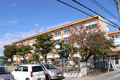 前橋市立東小学校 徒歩330m