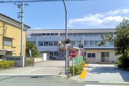 富岡市立富岡中学校 徒歩600m