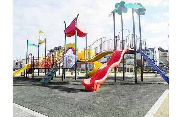 八尾市立南木の本防災公園（約2,000m）