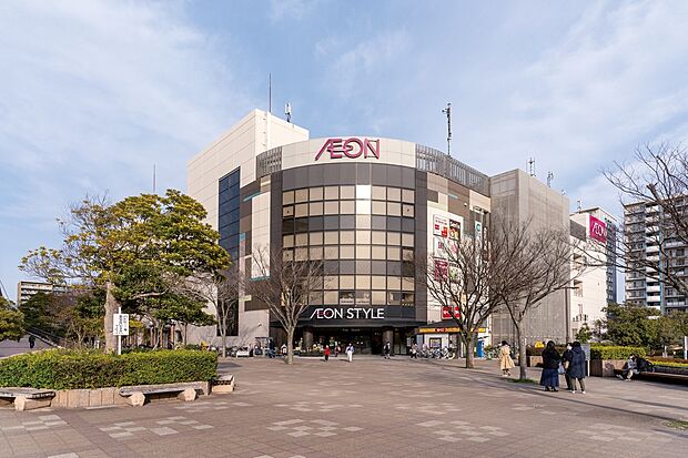 イオンスタイル検見川浜（約900m）