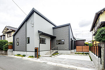 ブルーミングガーデン 千葉市美浜区真砂5丁目1棟 外観