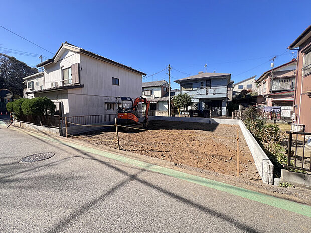 2025/12/5　販売現地　耐震等級3・制震ダンパーを採用した、地震に強い住宅です。