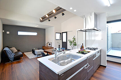 【本分譲地に建築可能な建物プラン例】