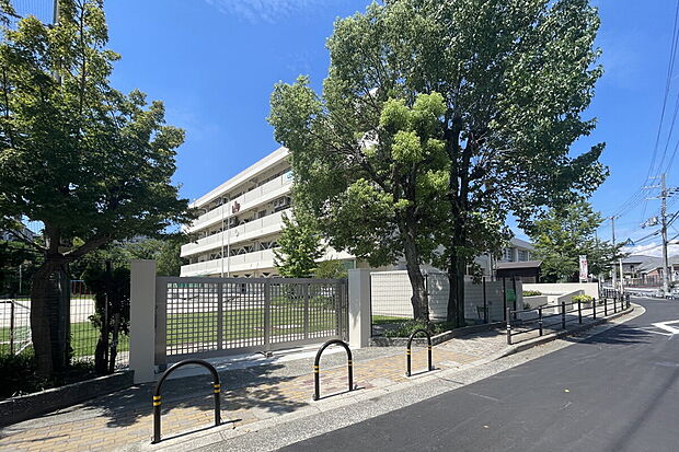 吹田市立山手小学校