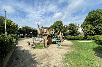 本町北公園 約290ｍ(徒歩4分)