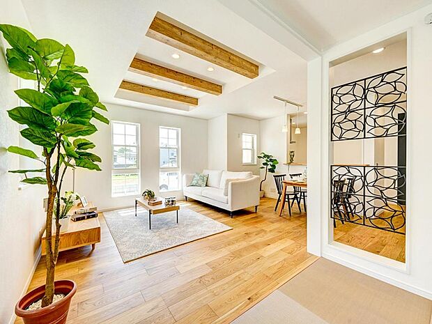 【【スタディーカウンター＆壁面に本棚】】せっかくの自由設計だから、ディテールまで家族好みで設計していこう（建物プラン例。建物価格／2180万円　建物面積／101.85m2）