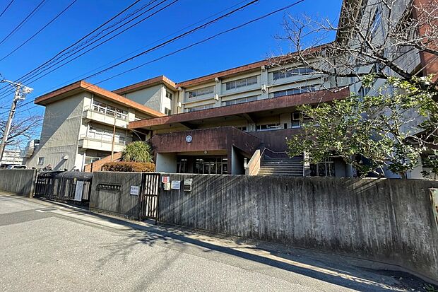 松戸市立旭町小学校（現地より徒歩5分）