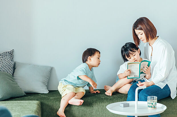 【【LDK17帖超プラン】】食事や家族団らんの時間をゆったりと愉しめる17帖以上の広さを確保したLDKです。※号棟により採用状況が異なります。