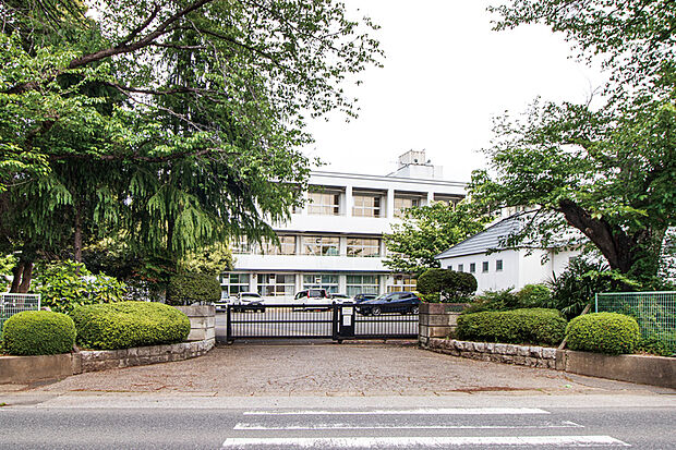 八木中学校（現地より徒歩16分）