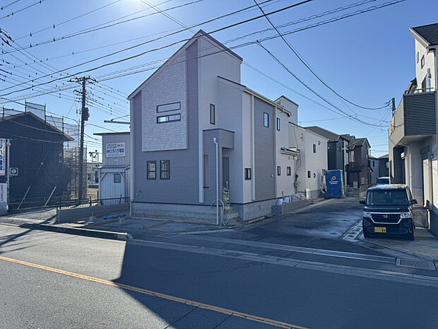 前面道路含む現地写真　