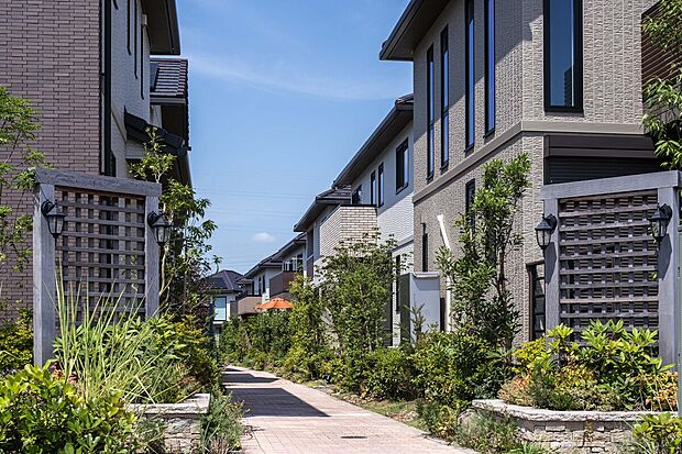 94％、2面開放を実現する2つの外周「遊歩道」と街区内「遊歩道」