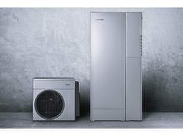 【ハイブリッド給湯システム「エコワン」】ヒートポンプユニットで取り入れた空気の熱を利用すると同時に、瞬間的に高能力な給湯を可能とするガス給湯器「エコジョーズ」を組み合わせた家庭用のハイブリッド給湯システムです。ガスと電気で効率よくエネルギーを使用するため、CO2の排出量を抑え、省エネに貢献します。
(参考写真
