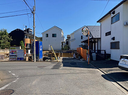 前面道路（2026年10月15日撮影）