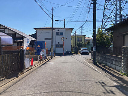 前面道路（2026年10月15日撮影）