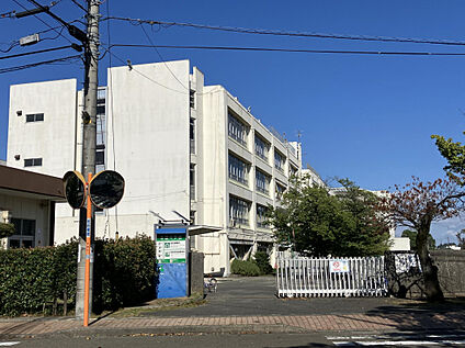 市立多摩中学校 1400m