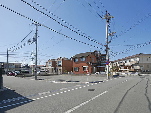 【【ブロードヴィレッジ４千鳥１・２号地】現地】現地や見学可能な建売モデルへご案内いたします！はじめての見学予約でアマゾンギフトカード3000円分プレゼント！ご利用ください！TEL:0120-31-8848