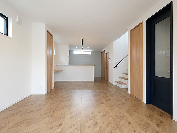 【【イーストタウン2米田】クリエイト施工例】見学可能な建売モデルございます!はじめての見学予約でアマゾンギフトカード3000円分プレゼント!ご利用ください!TEL:0120-31-8848