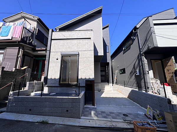 【外観写真】　限定1邸の邸宅が誕生◎暮らしの快適性と住居空間を有効活用した「3LDK」の新築戸建です。ぜひ、お気軽にお問い合せください。