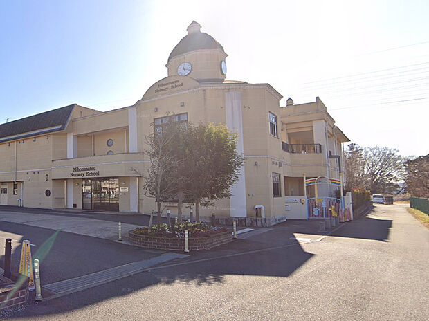 二本松こども園(約700m)