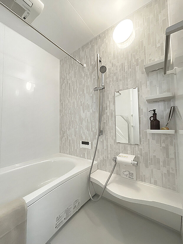 【◆システムバス(Panasonic)】暖房換気乾燥機付き1坪サイズバスルーム。床断熱。防水性能に優れているため、内部結露やカビのリスクも大幅に軽減。癒やしの空間を大事にします。