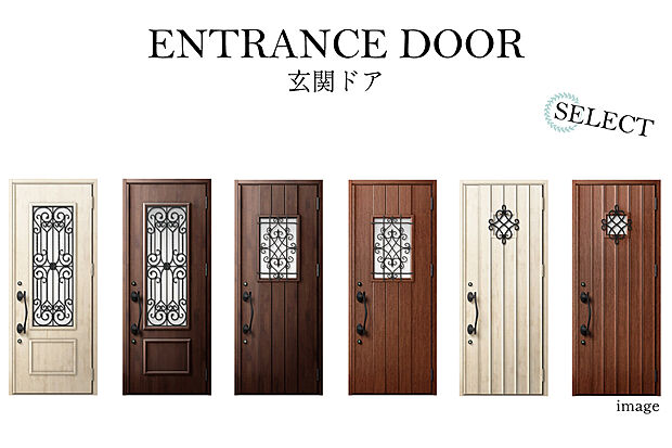 【【　設備・仕様　】】断熱玄関ドアのデザインは「ELEVANCE」の特別仕様。スマートロックシステム「FamiLock」を採用し、IoTにも対応した玄関です。