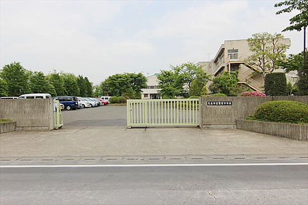 鷲宮中学校（約1,000m）