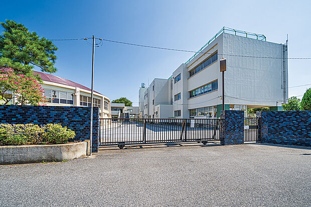 【幸松小学校】徒歩12分