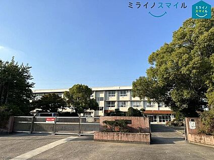 尾張旭市立渋川小学校 770m (徒歩10分)