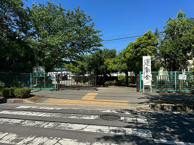 八坂中学校（約946m）