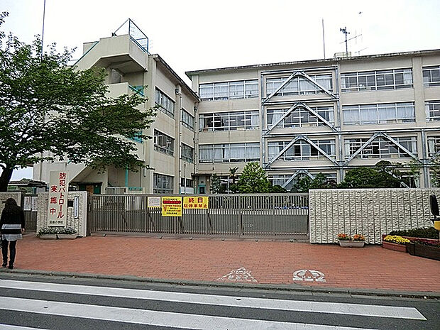 東村山市立回田小学校（約600m）
