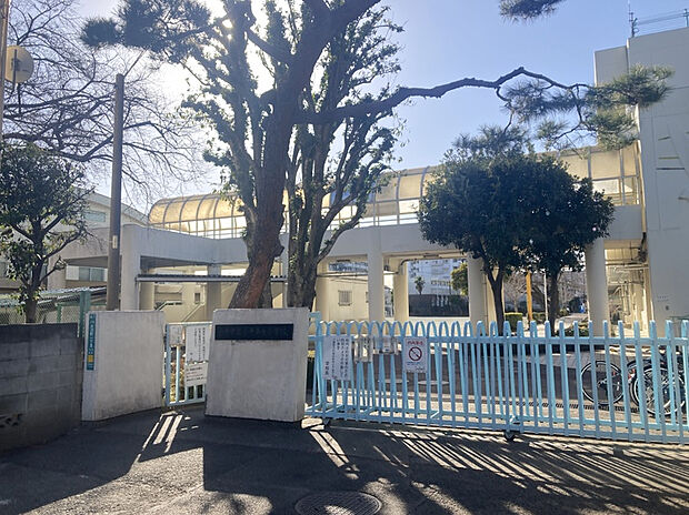 市立小平第七小学校（約650m）
