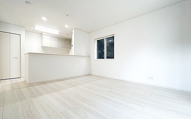 現地写真:LDK(2号棟)