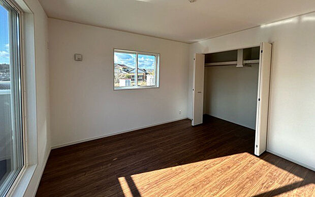 現地写真:洋室(1号棟)