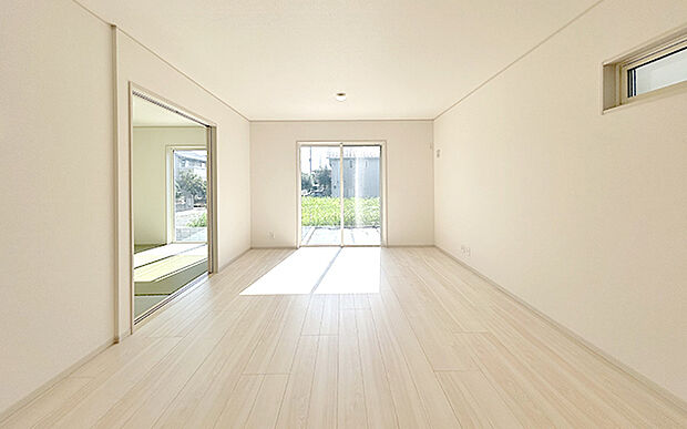 現地写真：LDK（1号棟）